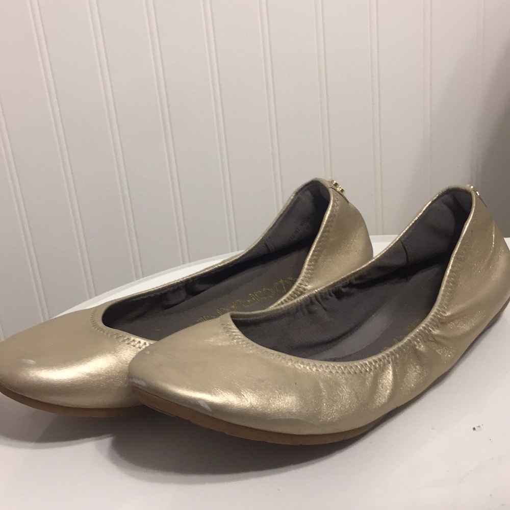 Gold ballet flats